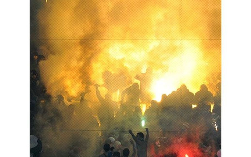 Уболівальники ФК "Карпати" / © AFP