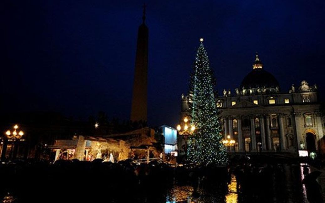 Ватикан. 25 грудня римо-католики, більшість протестантів і представники деяких православних конфесій святкують Різдво. / © AFP