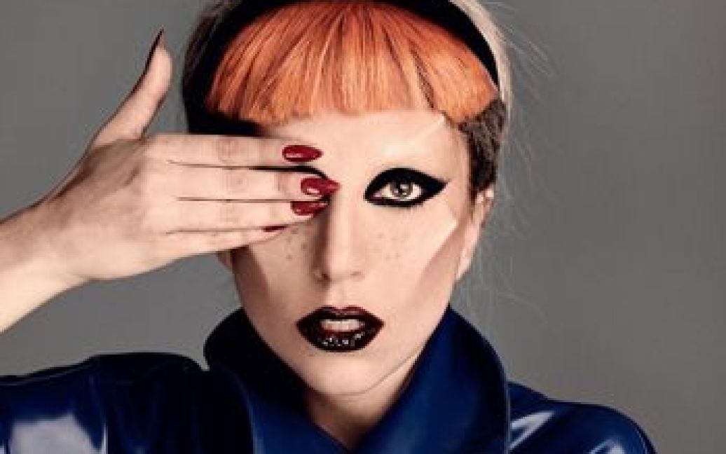 Lady GaGa знялась у фотосесії для журналу I-D / © I-D