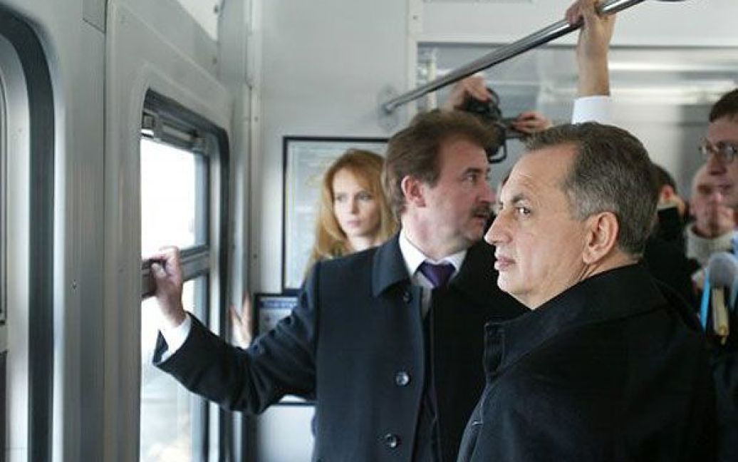 Кільцевий маршрут майже вдвічі зменшить навантаження на гілки метро в Києві. / © УНІАН