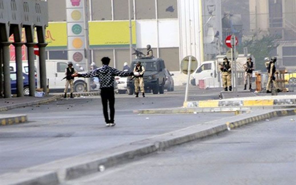 Сотні поліцейських розігнали маніфестантів у столиці Бахрейну Манамі. / © AFP