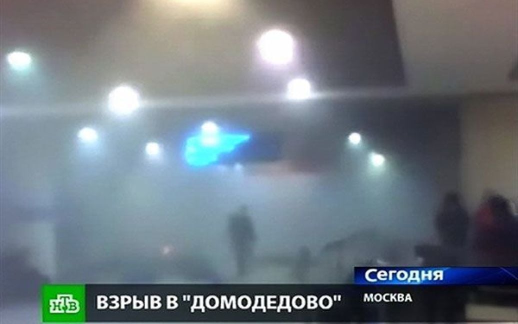 У московському аеропорту "Домодєдово" терорист-смертник підірвав себе у натовпі. / © AFP