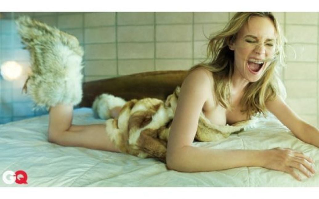 Акторка Діана Крюгер знялась для американського GQ голою у хутрі та простирадлах / © 