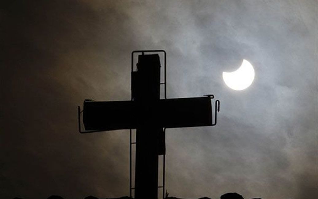 Сонячне затемнення у Дамаску (Сирія) / © AFP