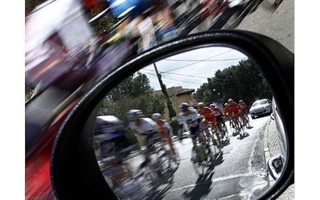 Іспанія, Пальма Нова. Велосипедисти беруть участь у п&#039;ятому етапі велогонки Mallorca Challenge. / © AFP