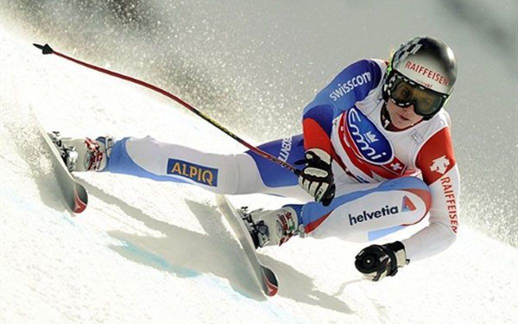 Швейцарія, Ленцерхайде. Швейцарська спортсменка Лара Гут тренується напередодні фінальних змагань зі швидкісного спуску на Чемпіонаті світу з гірськолижного спорту. / © AFP