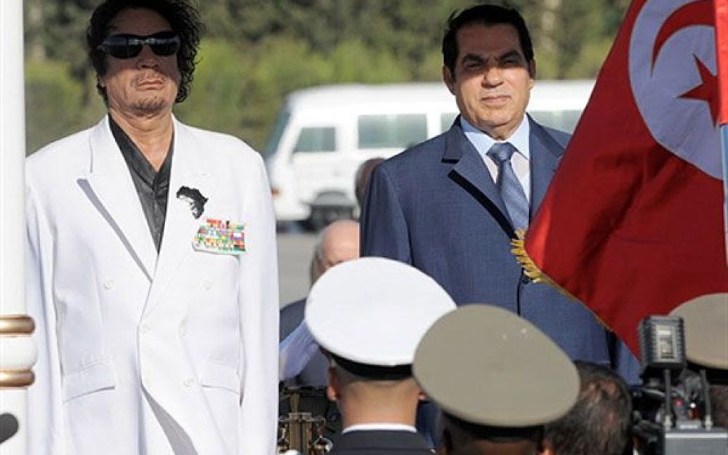 Лідер Лівії Муаммар Каддафі та президент Туніса Зін ель-Абідін Бен Алі. 2008 рік. / © AFP