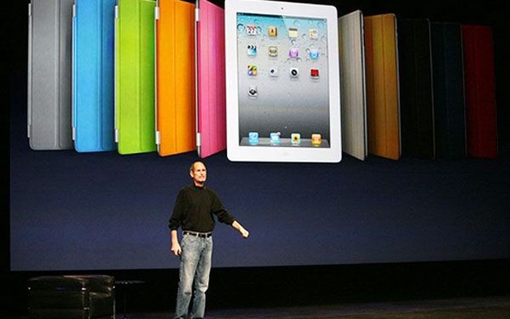 Окрім iPad чорного кольору, компанія запропонує покупцям варіант у білому корпусі. / © AFP