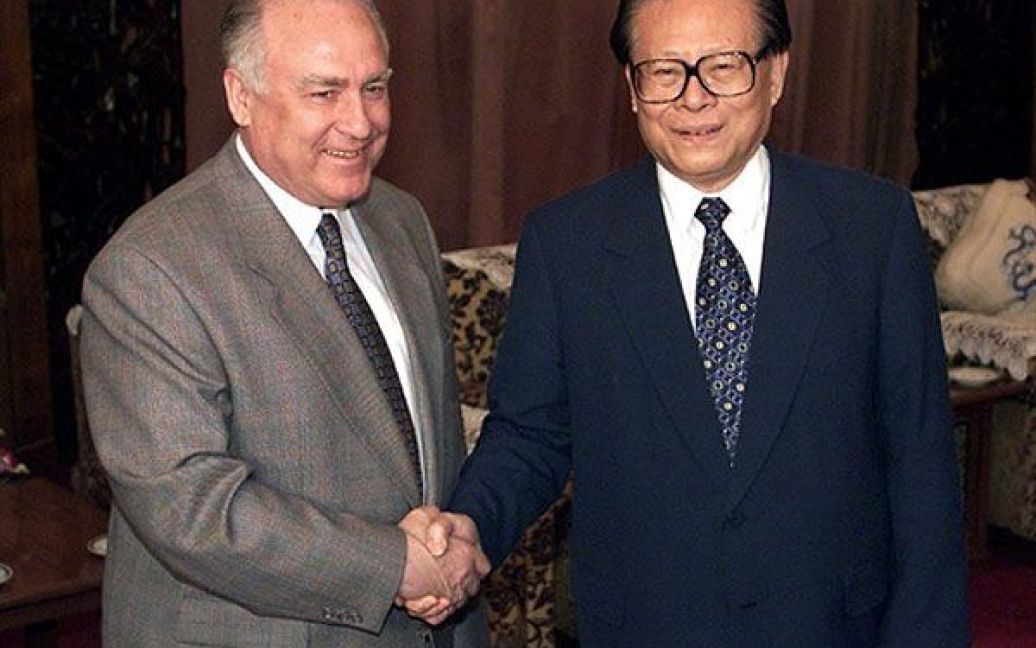 Віктор Черномирдін і президент Китаю Цзянь Цземінь, Пекін, 1999 рік. / © AFP