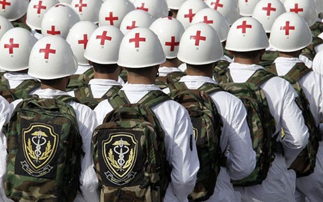 Ліван, Бейрут. Медичний загін ліванської армії бере участь у військовому параді з нагоди 67-ого святкування Дня незалежності Лівану. / © AFP