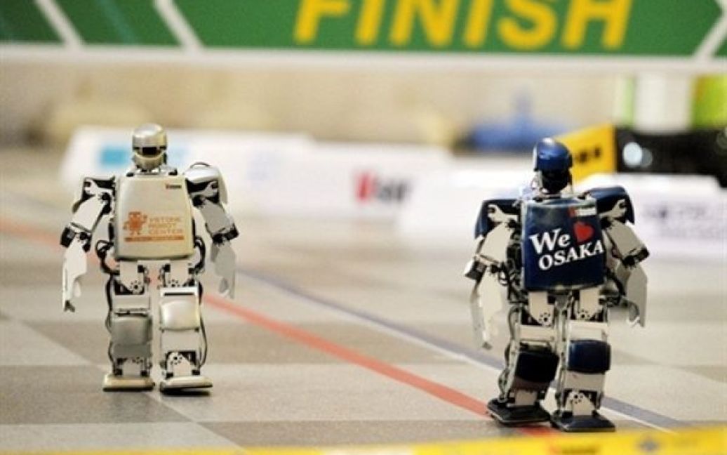Robovie-PC вдалося обійти робота Robovie-PC Lite, який зайняв друге місце / © AFP