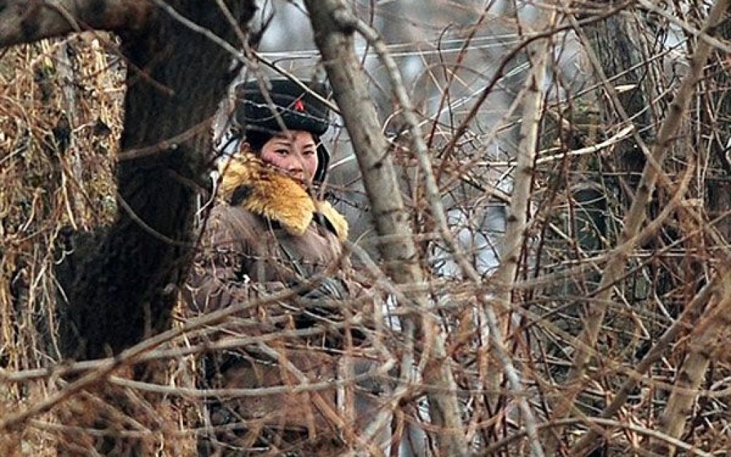 Як заявив представник північнокорейської армії, у разі, якщо "мілітаристські маріонетки в Південній Кореї ... здійснять ще одну безрозсудну провокацію", озброєні сили КНДР завдадуть нові удари по прикордонних територіях. / © AFP