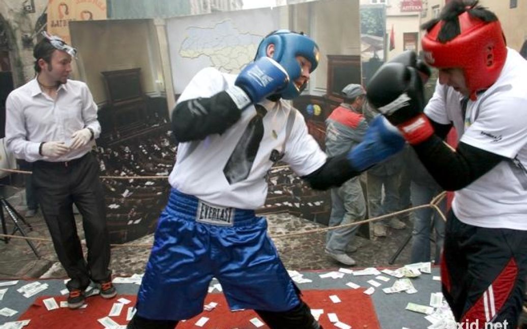 Цього року бійки в українському парламенті були найвищим проявом мазохізму в державі / © ZAXID.NET