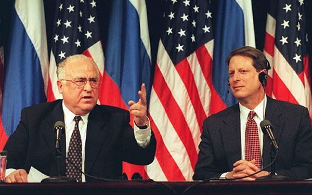 Вашингтон, 1998 рік. Віктор Черномирдін і віце-президент США Ел Гор. / © AFP