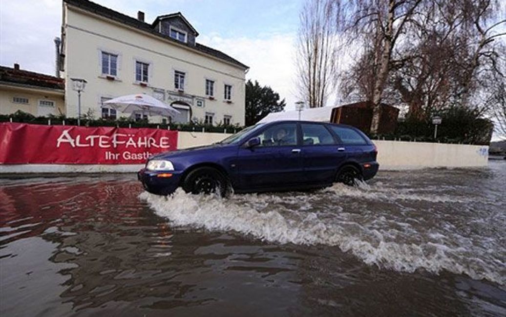 Німецьке місто Ессен підтопило після підвищення рівня води у річці Рур. / © AFP