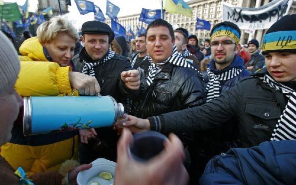 10 тисяч мітингувальників частково перекрили рух в центрі Києва / © УНІАН