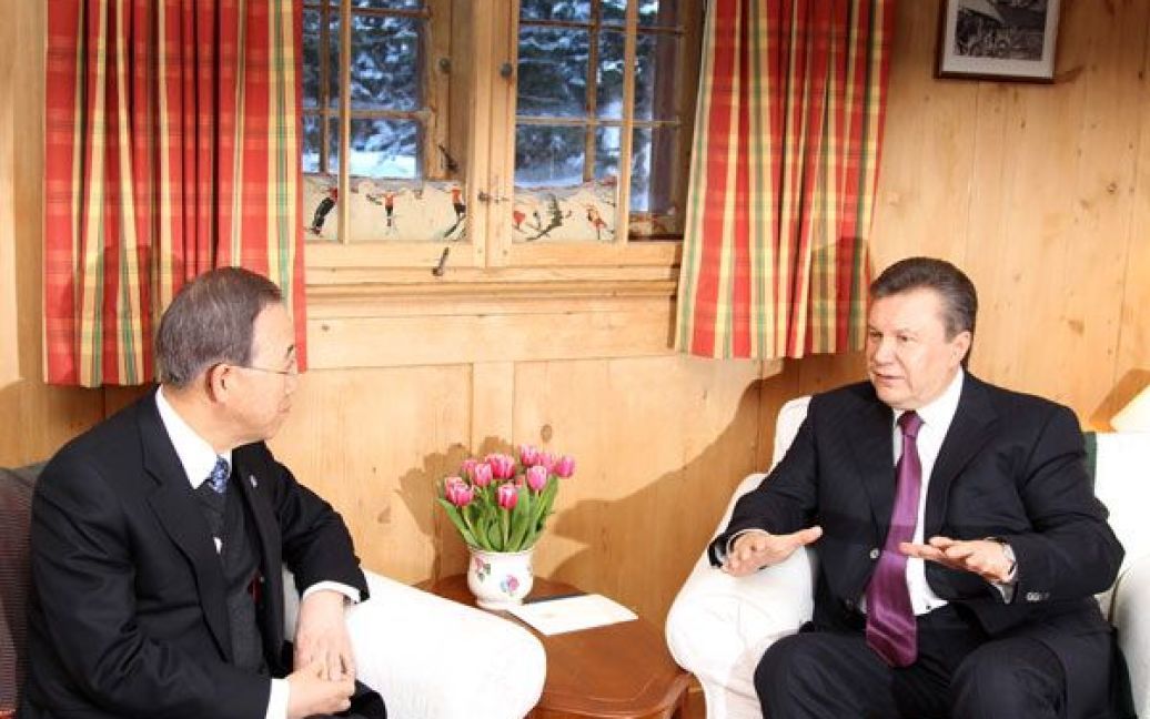 У Давосі відбулася зустріч президента України Віктора Януковича  з Генеральним секретарем ООН Бан Кі-Муном. / © President.gov.ua