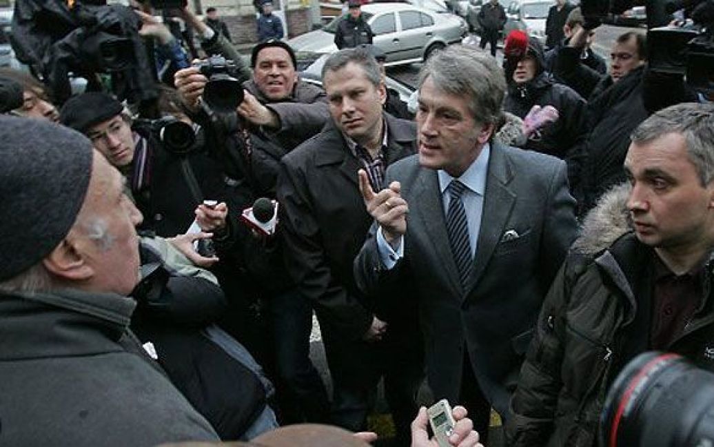 Ющенко порадив громадянинові читати об&#039;єктивні газети / © УНІАН