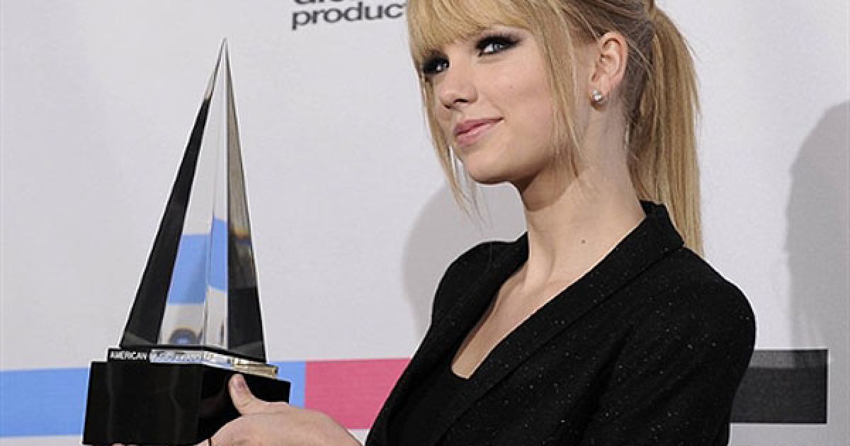 Тейлор Свіфт на American Music Awards 2010 / © AFP