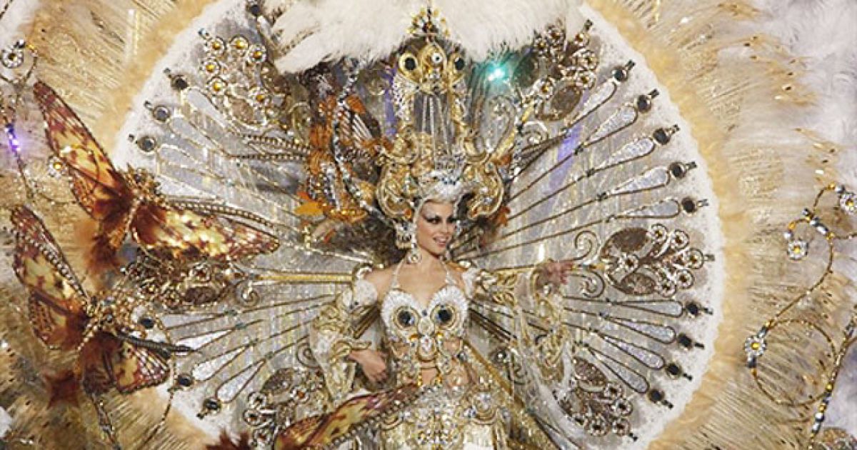 Королева карнавалу Санта-Крус де Тенеріфе 2011. / © AFP