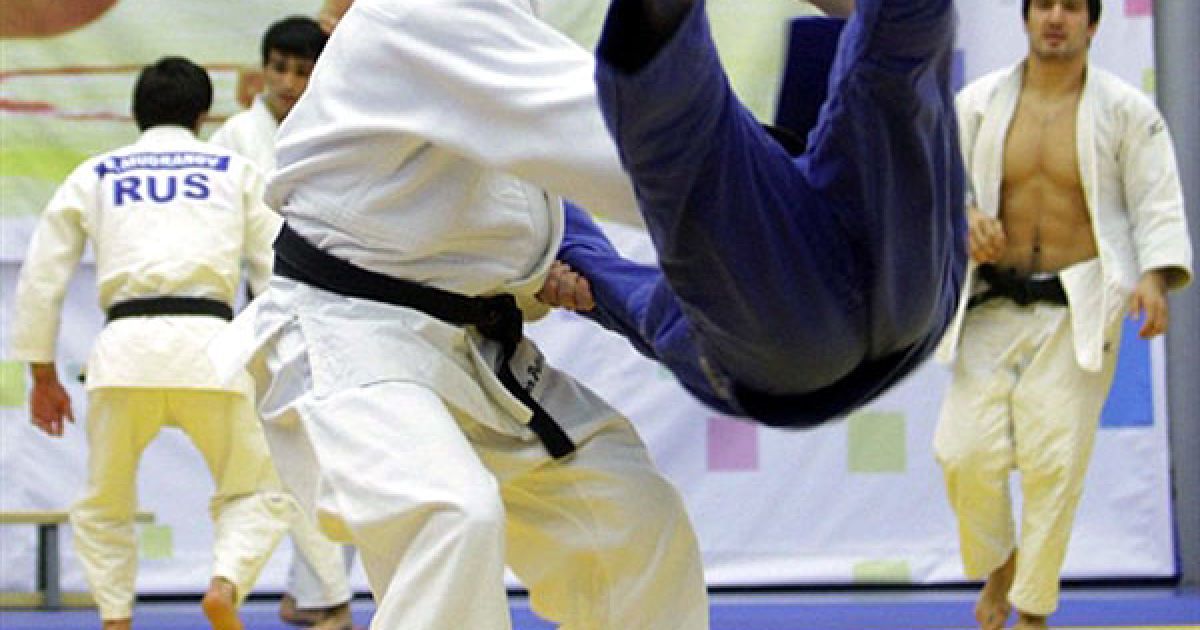 За тренуванням прем&rsquo;єр-міністра спостерігав міністр спорту Віталій Мутко / © AFP