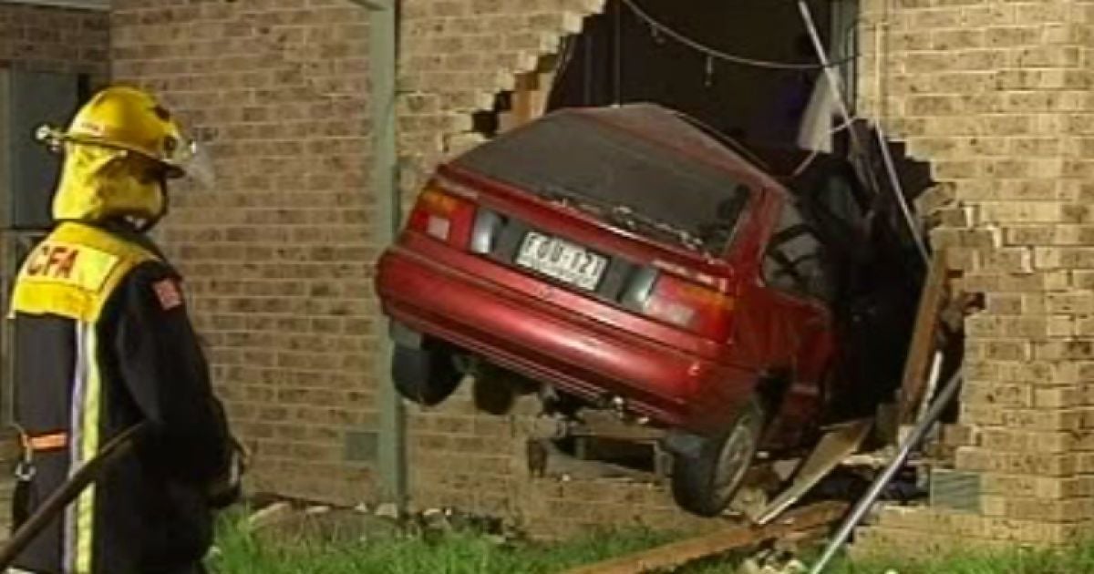 Житель Австралії вранці виявив на своєму ліжку автомобіль