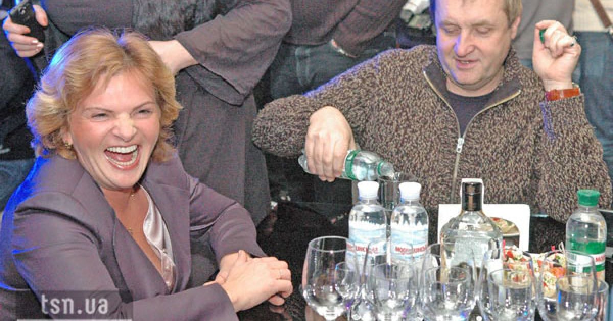 Звукорежисер Володимир Бебешко з дружиною Сашею Бєліною налягали на водичку