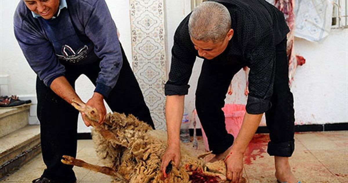 Мусульмани всього світу відзначили свято жертвоприношення Курбан-Байрам. / © AFP