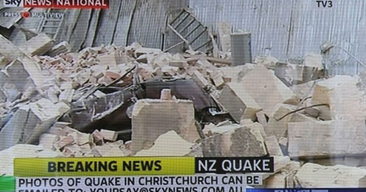 За даними місцевих ЗМІ, понад 65 людей загинули і ще близько 200 залишаюься під завалами. / © AFP