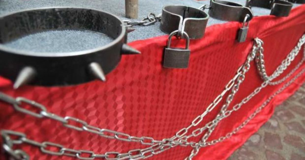 Леопольд фон Захер-Мазох в стосунках з жінками отримував задоволення від того, коли його принижували. / © gazeta.ua