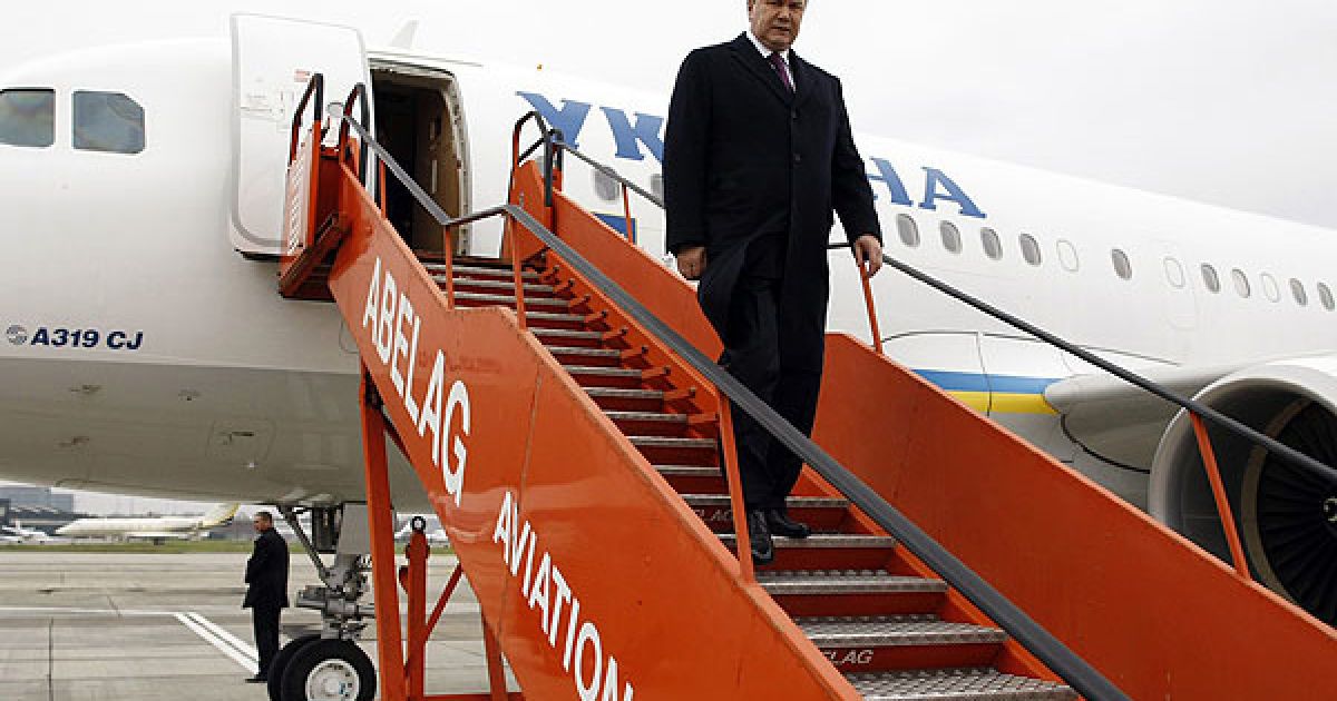 Президент України Віктор Янукович запізнився на зустріч з головою Європейської комісії Жозе Мануелем Баррозу і президентом Ради ЄС Херманом ван Ромпеєм. / © President.gov.ua