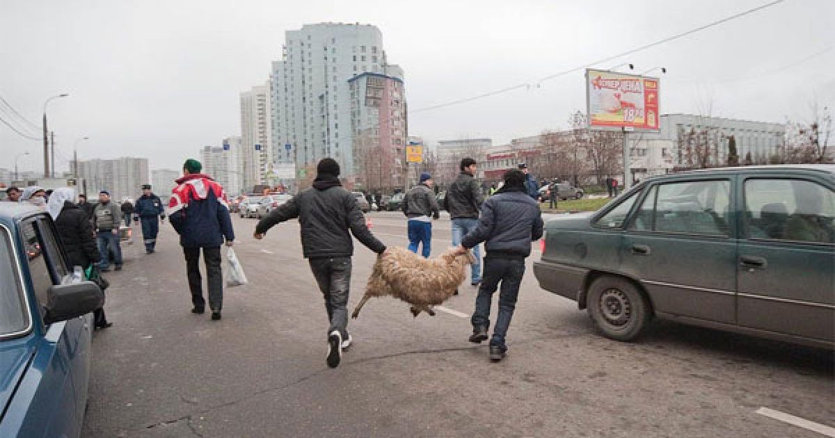 Свято Курбан-Байрам у Москві / © ottenki-serogo.livejournal.com