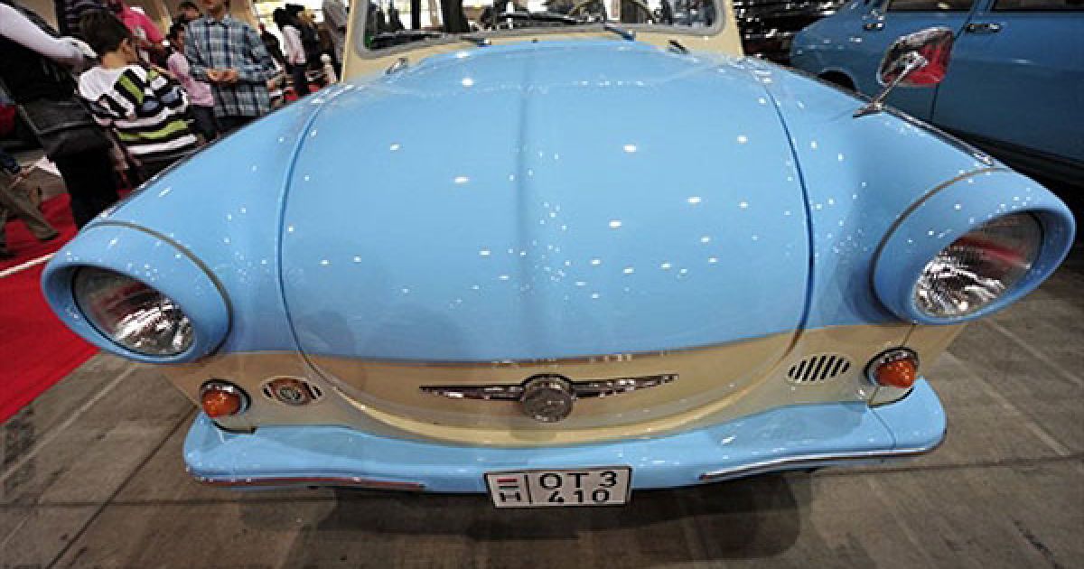 В Будапешті проходить найбільша в Європі ретро-виставка, на якій представлено 270 ретро-автомобілів. / © AFP