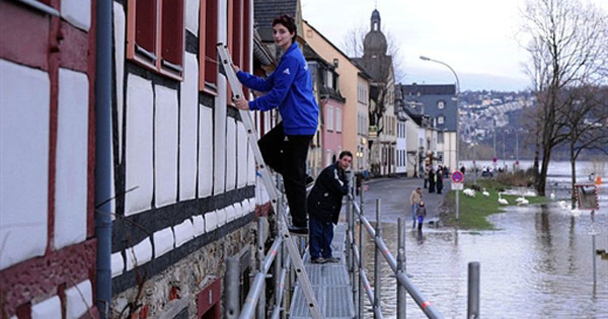 Найбільш складна ситуація зараз в Кобленці, на заході Німеччини, де Мозель впадає в Рейн. / © AFP