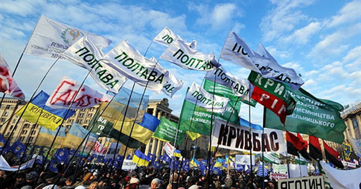 На Майдані Незалежності в Києві мітингувальники встановили десяток наметів. / © AFP