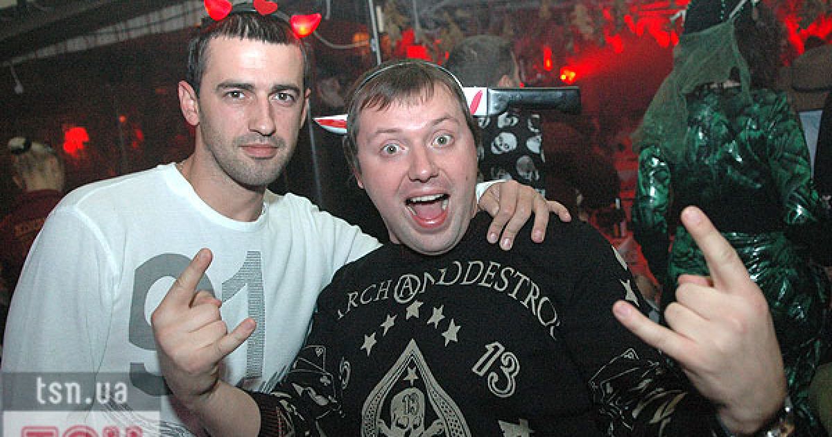 Українські зірки на один вечір перетворились на вампірів, "мертвих наречених", чортів і привидів.