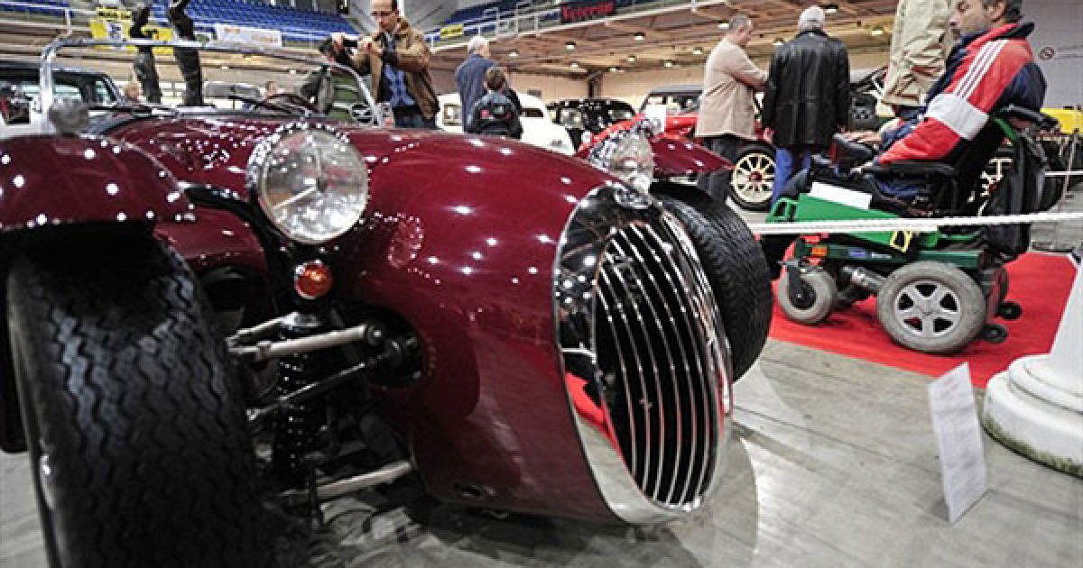 В Будапешті проходить найбільша в Європі ретро-виставка, на якій представлено 270 ретро-автомобілів. / © AFP
