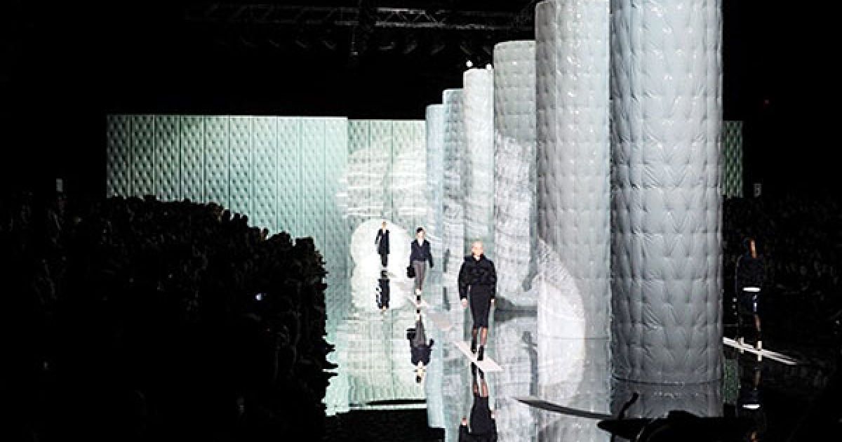 Показ осінньої колекції від Marc Jacobs на тижні моди Mercedes Benz у Нью-Йорку.