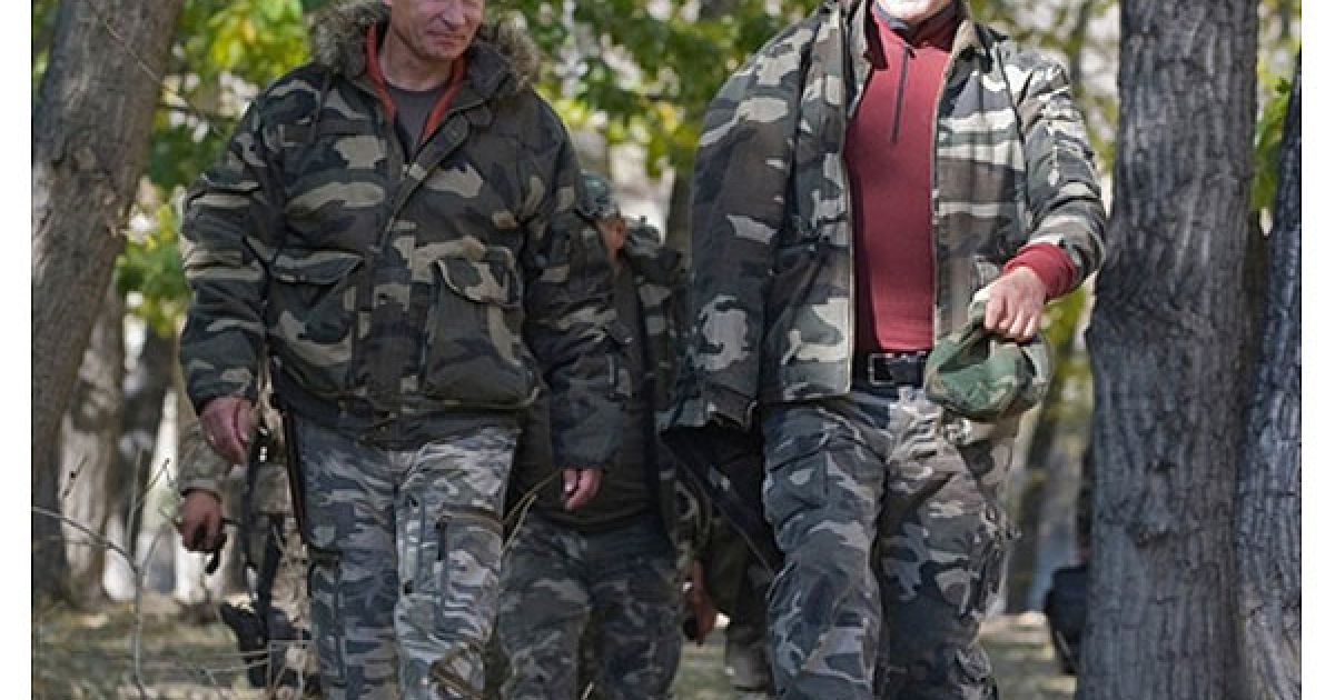 Путін завітав у заповідник Убсунурська Котловина, розташований в Республіці Тива, щоб перевірити місця проживання сніжного барса, якого занесено до Червоної книги. / © AFP