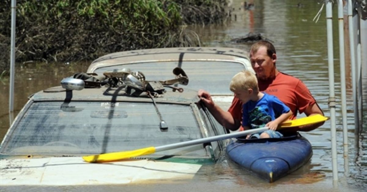 Австралія, Бундаберг. Західні райони Австралії потерпають від рекордної руйнівної повеней. / © AFP