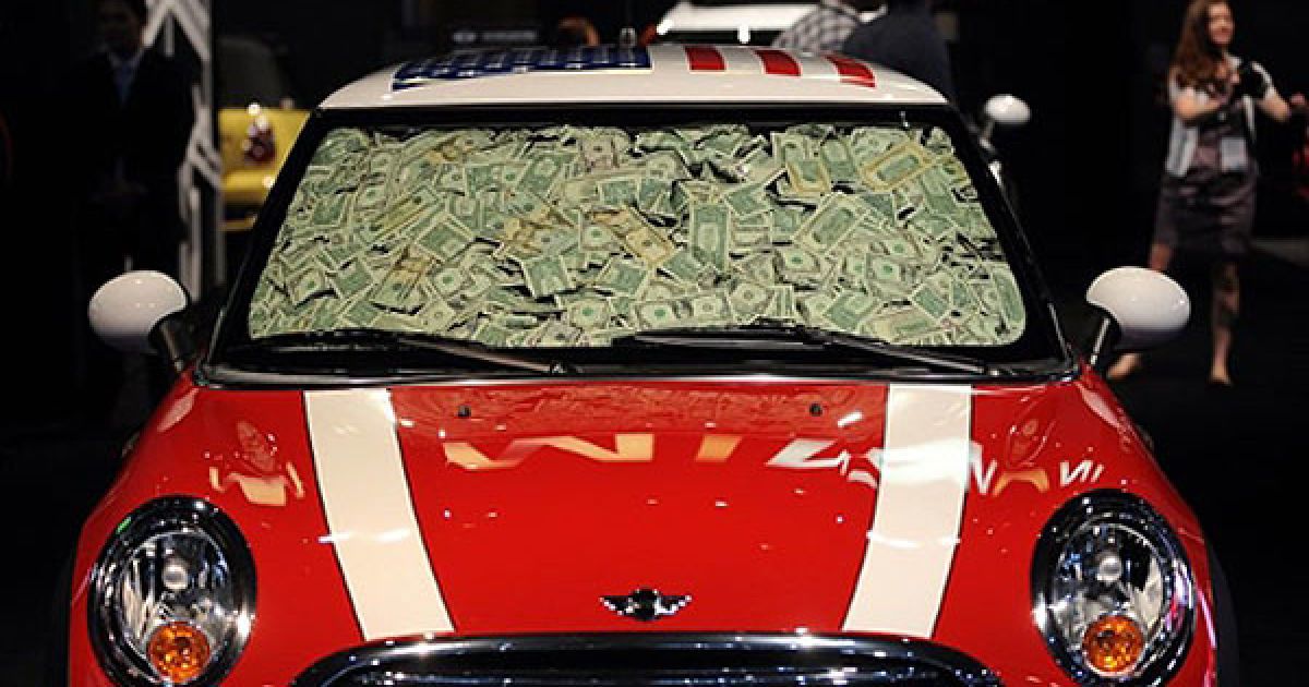 США, Лос-Анджелес. Mini Cooper Hardtop на автовиставці LA Auto Show / © AFP