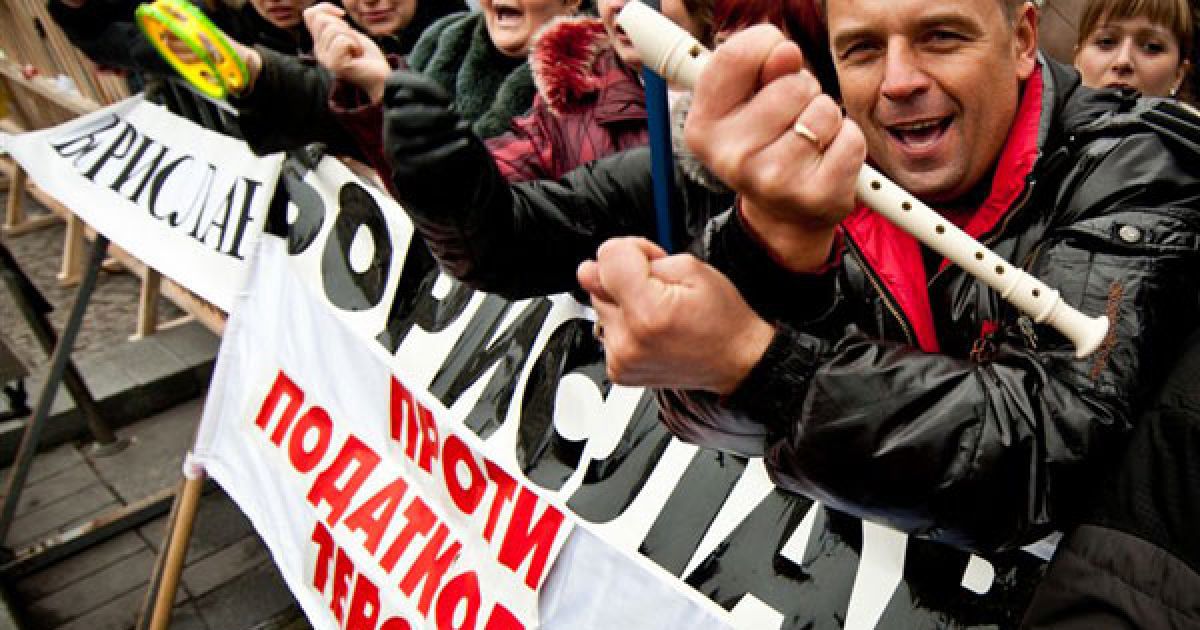 На підтримку акції протесту проти нового Податкового кодексу у Києві та в інших містах України вийшли на вулиці тисячі невдоволених підприємців. / © PHL.com.ua