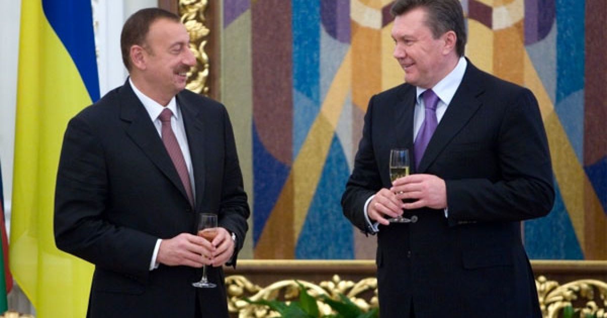 Президент України Віктор Янукович привітав свого азербайджанського колегу Ільхама Алієва та всю делегацію Азербайджану. / © President.gov.ua