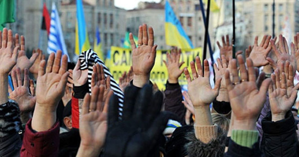 Також мітингувальники закликали створити комісію з розгляду процедури прийняття Податкового кодексу. / © AFP