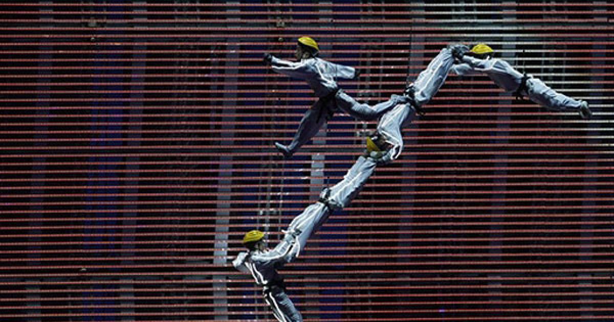 Урочиста церемонія відкриття 16-их Азіатських ігор у китайському місті Гуанчжоу. / © AFP