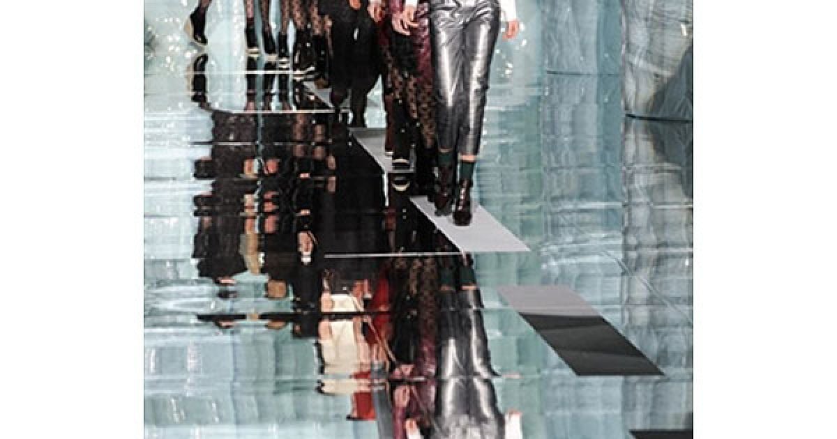 Показ осінньої колекції від Marc Jacobs на тижні моди Mercedes Benz у Нью-Йорку.