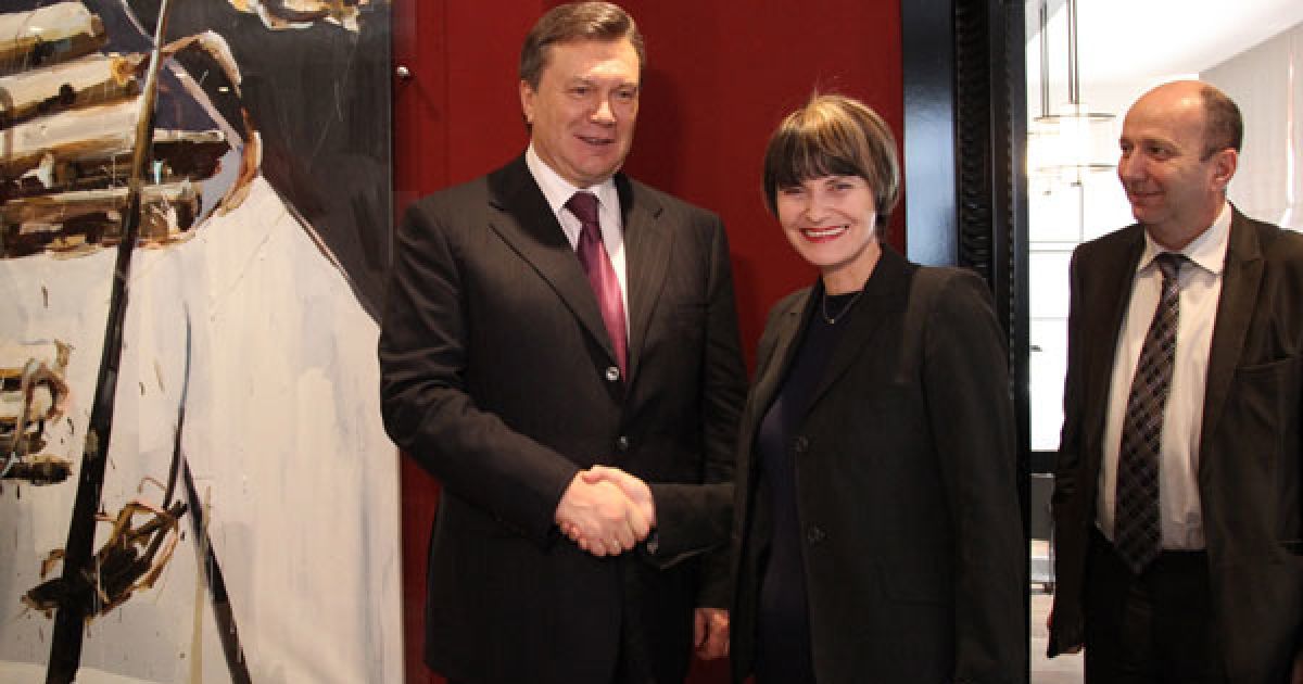 Глава Української держави відзначив, що сьогоднішня зустріч є хорошою можливістю обговорити низку питань, що становлять взаємний інтерес України і Швейцарії. / © President.gov.ua
