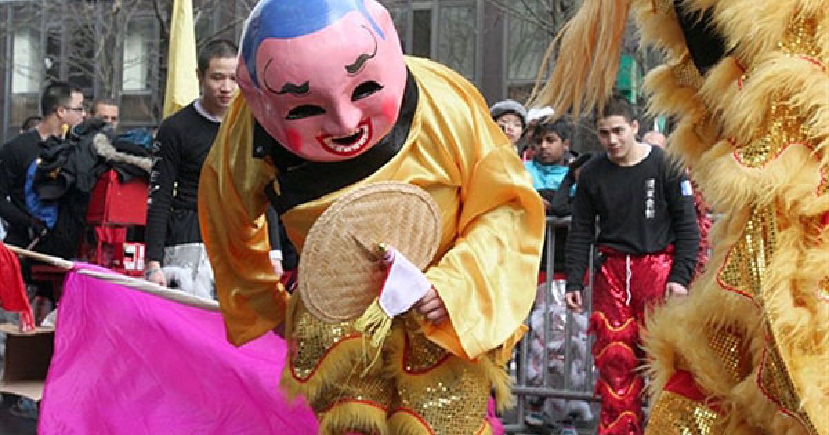 Світ зустрів китайський Новий 2011 рік, який за китайським календарем є роком Білого Кролика. / © AFP
