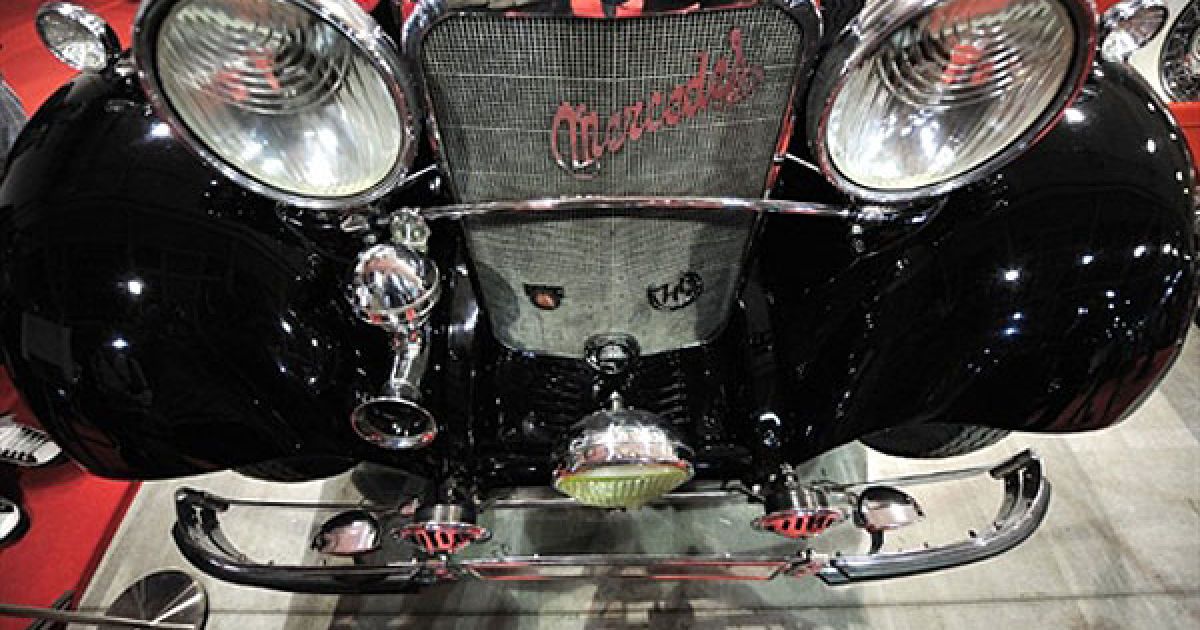 В Будапешті проходить найбільша в Європі ретро-виставка, на якій представлено 270 ретро-автомобілів. / © AFP