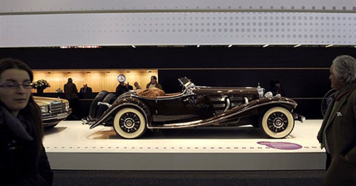 Вперше виставка Retromobile відбулась у Парижі у 1975 році / © AFP